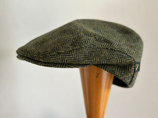 Trinity Cap Irische Wollkappe Tweed grün herringbone